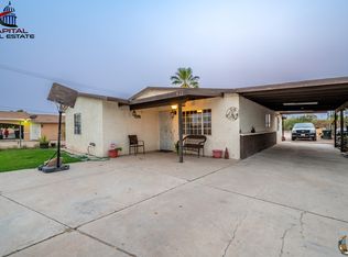 811 Cesar Chavez Blvd, Calexico, CA 92231