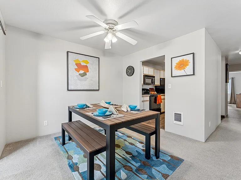 Dining Room | 2-Bedroom | Clermont