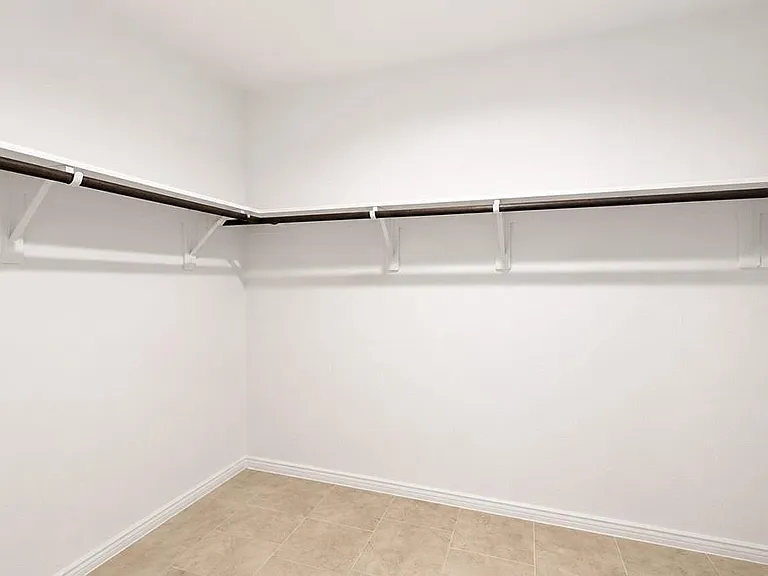 1115 Cattle Chute Ct — Photo 13