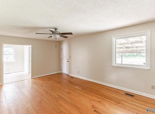 3404 Mastin Lake Rd NW, Huntsville, AL 35810