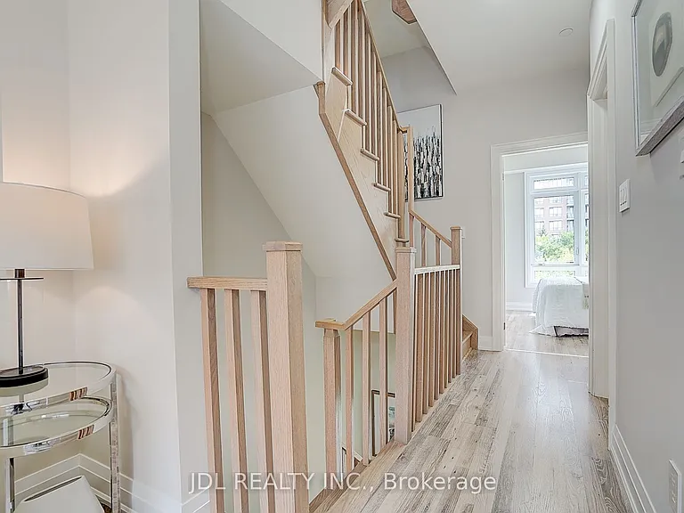 370 Red Maple Rd #D-119 — Photo 20
