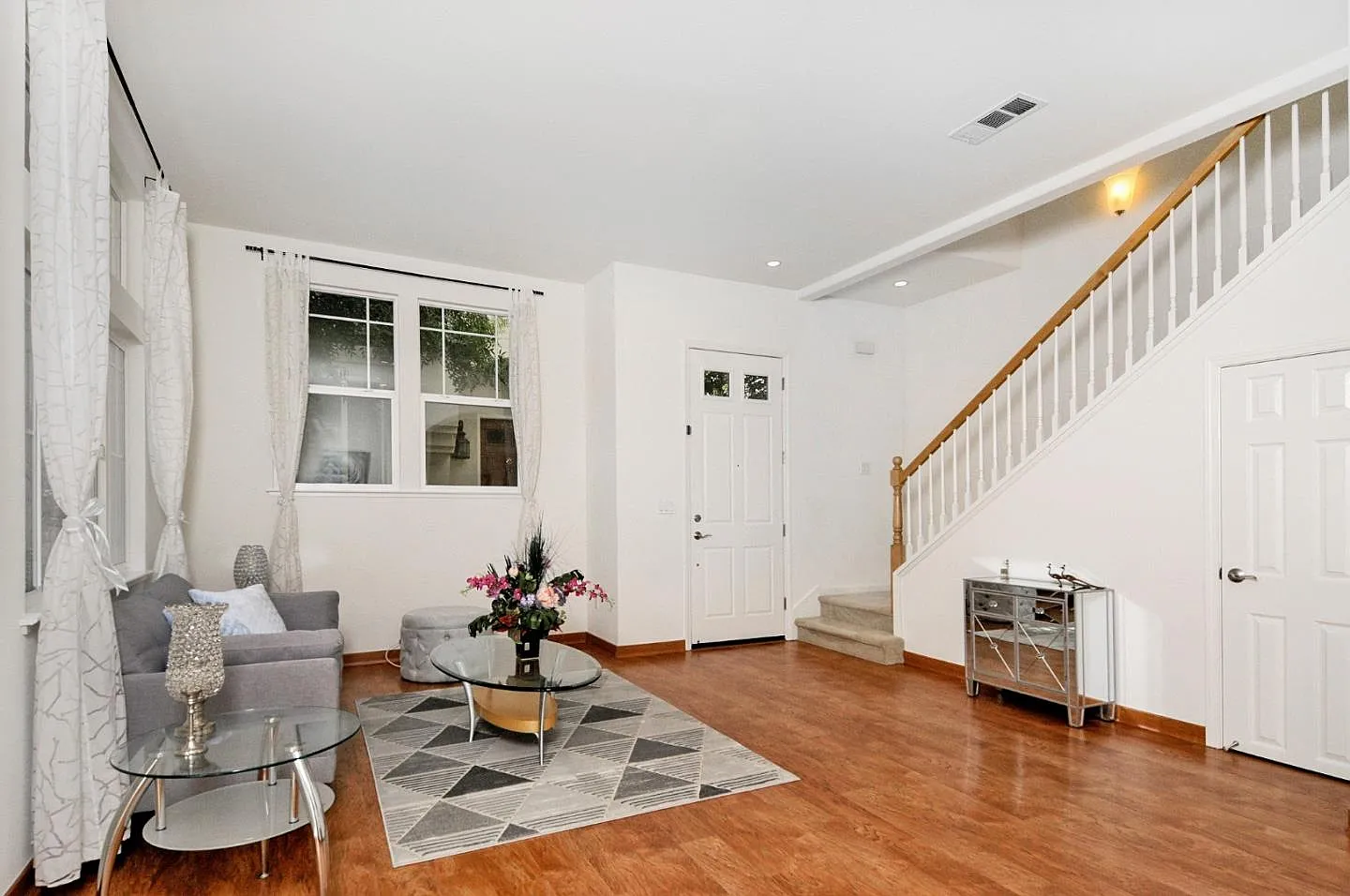 1512 Legacy Way photo 1