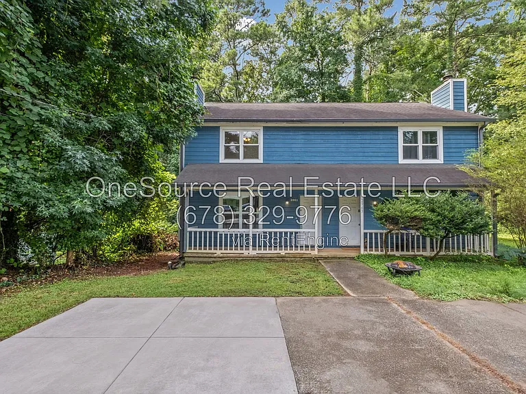 2961 Lakemont Dr SW — Photo 2