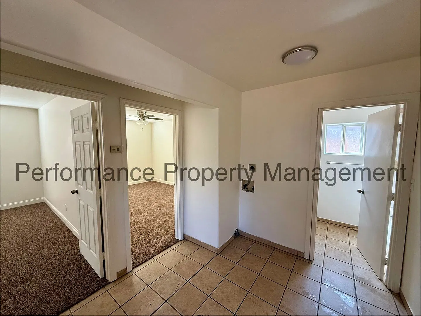Cute 3 Bed/1 Bath N Bakersfield Home w/ RBP & Deposit Alternative Option — Photo 4