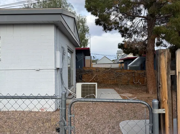 640 6th St #B, Boulder City, NV 89005