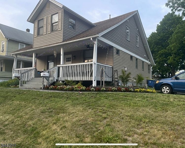 1st image of 11 Gaston Ave