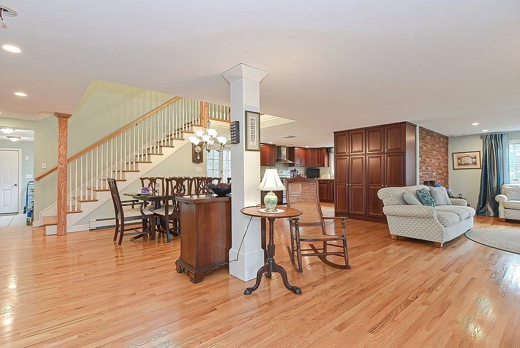 393 Tiffany St, Attleboro, MA 02703 Zillow