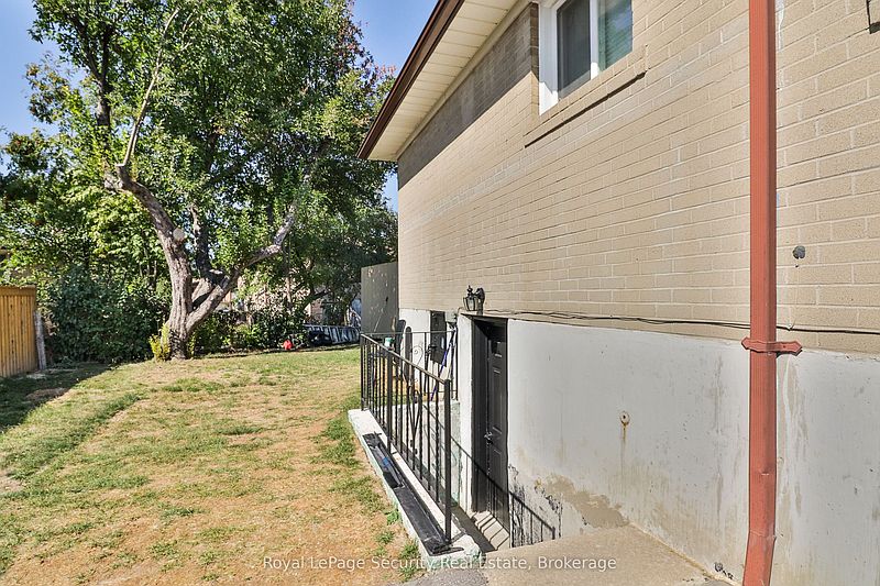 Toronto House for rent - 1 Bedroom — photo 2