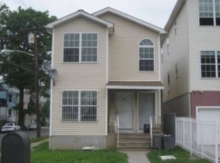 138 19th Ave #2, Irvington, NJ 07111