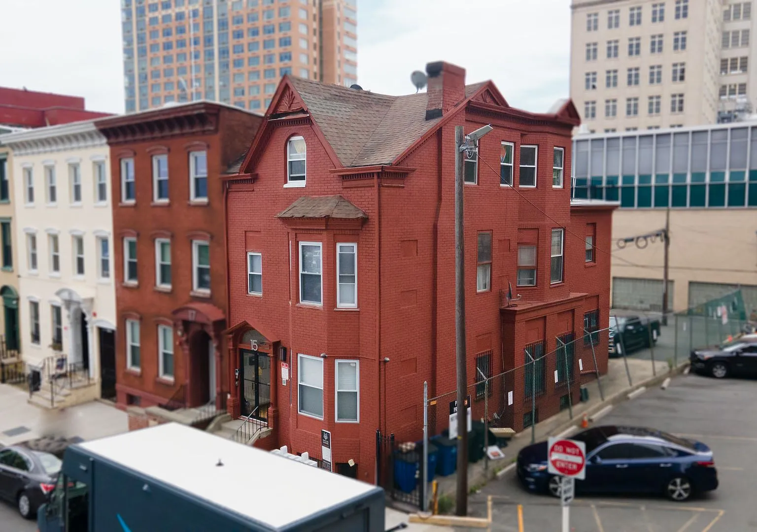 15 Fulton Street — Photo 2