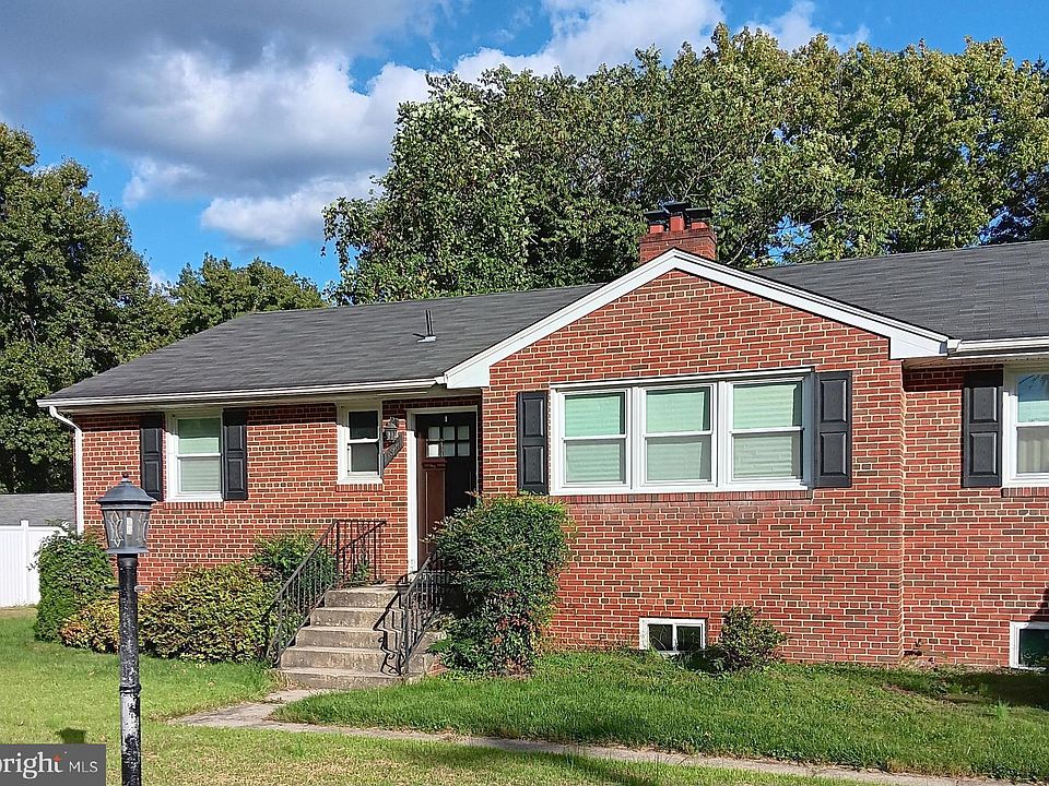 2nd image of 4817 Henderson Rd
