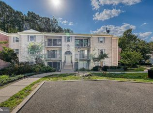 882 College Pkwy APT 204, Rockville, MD 20850