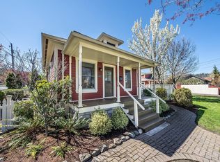 586 C St #586-1/2, Ashland, OR 97520