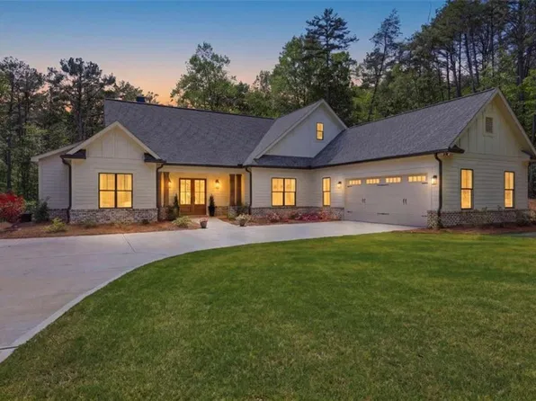316 Glazenwood Dr, Clarkesville, GA 30523