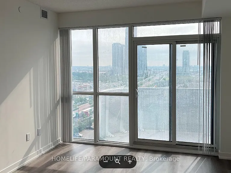 28 Interchange Way #1705 — Photo 10