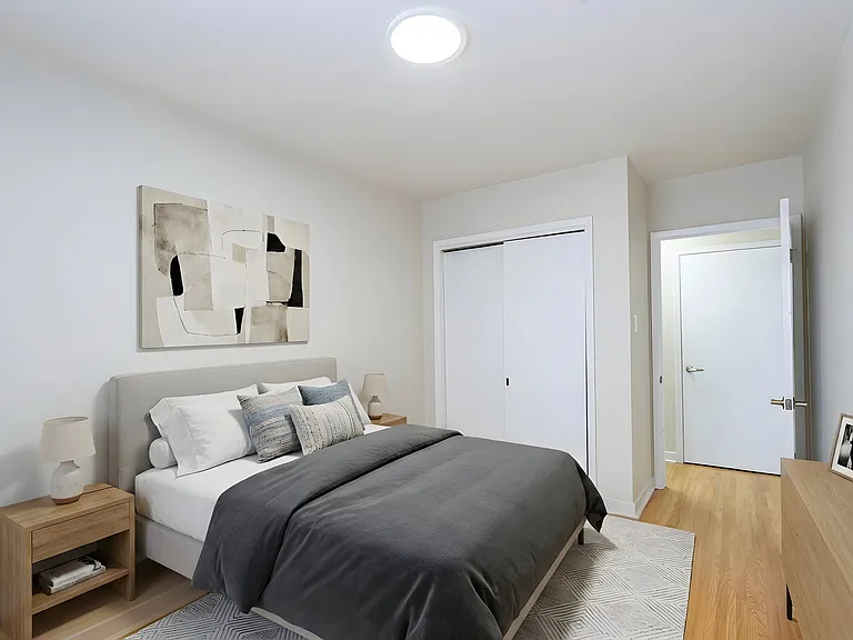 535 Grey St — Photo 13