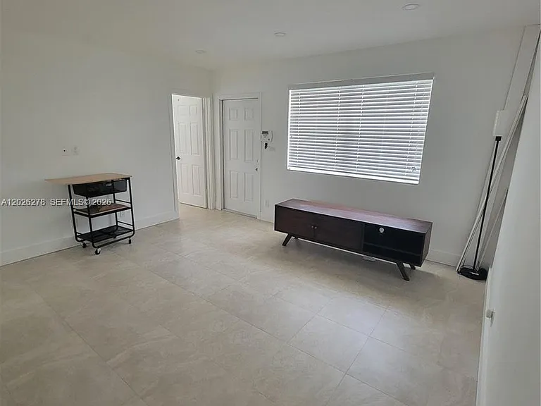 1052 SW 79th Ave — Photo 13