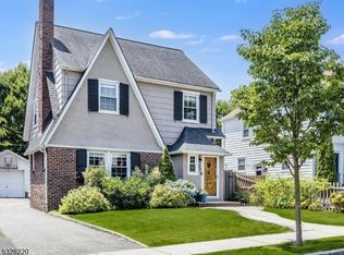 20 Lorraine St, Glen Ridge, NJ 07028