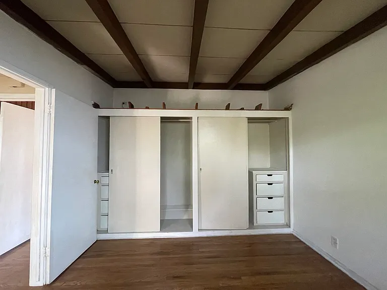 253 S Allen Ave #1 — Photo 6