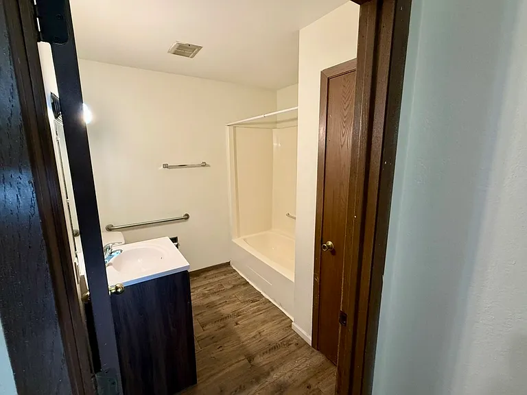 901 Progress St #5 — Photo 7