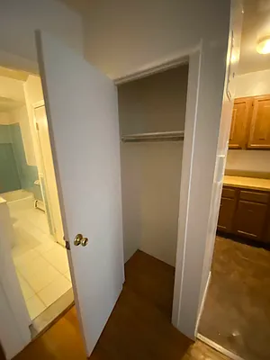 Rented by Best Apartments North Inc | media 25