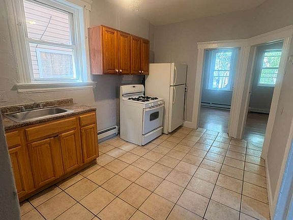 5th image of 331 E Jersey St #3B