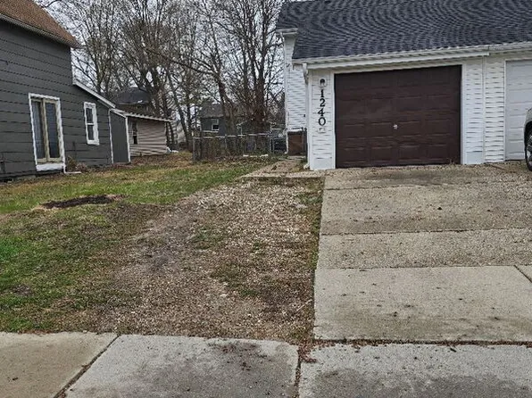 1240 Sampson St, Des Moines, IA 50316
