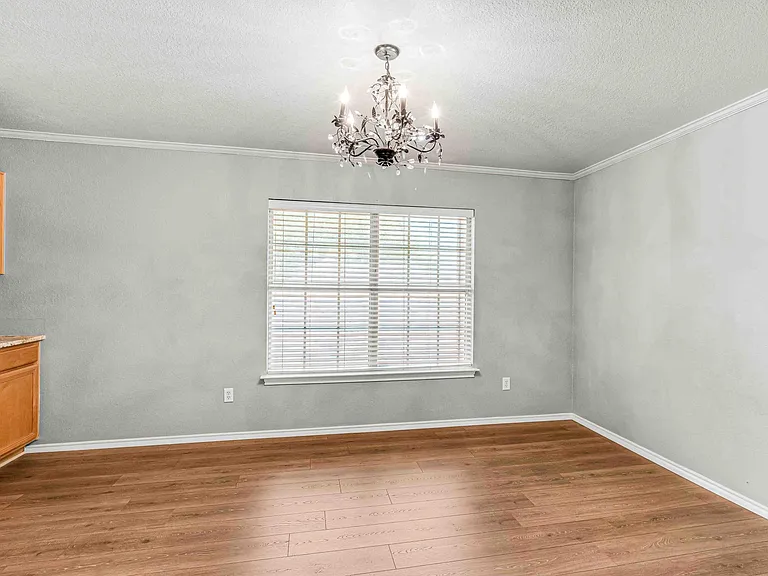 3327 Rosedale Ave #B — Photo 14
