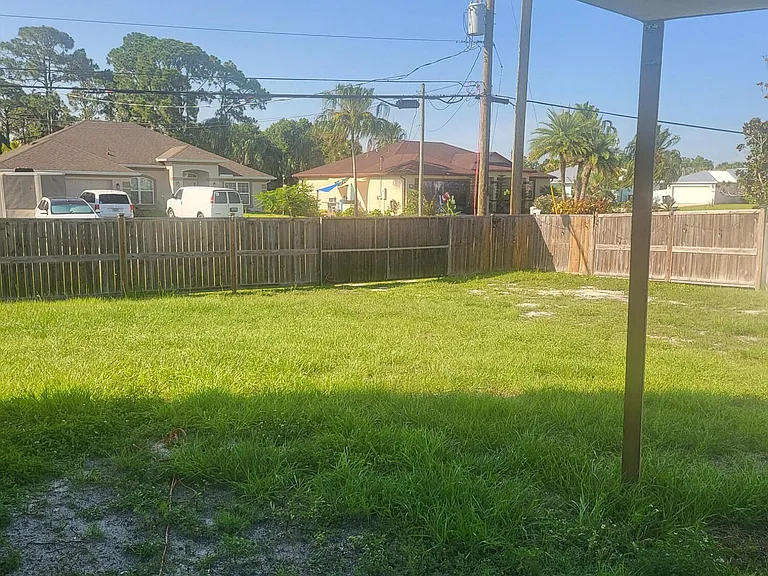 3801 SW Hablow St — Photo 34