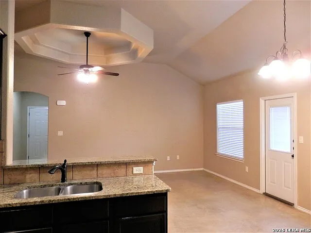 1033 Carolyn Cv — Photo 9