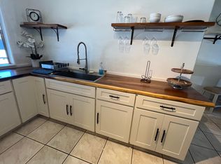 1211 Kauhikoa Rd, Haiku, HI 96708