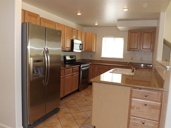 5th image of 109 Desert Lakes Dr