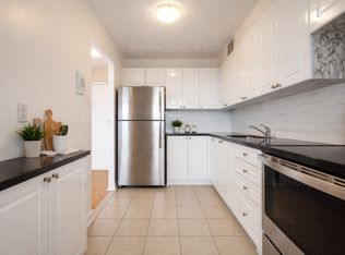 Maplegrove Apartments, Toronto, ON M3J 2V1