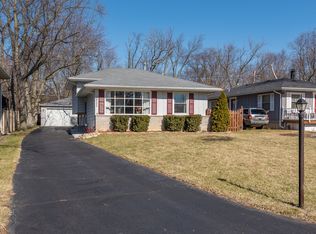 26W056 Jewell Rd, Wheaton, IL 60187