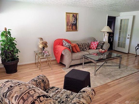 5th image of 2421 Arlene Ave