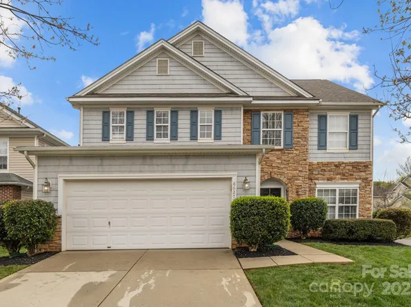 6627 Latherton Ln, Charlotte, NC 28278