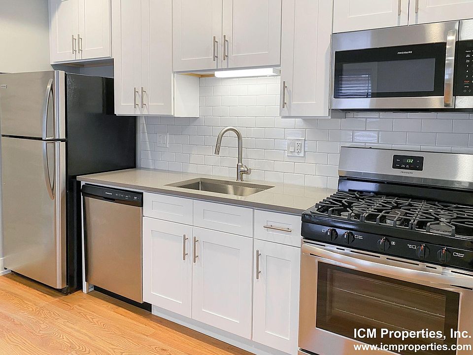1st image of 354 W Dickens Ave #2109-2B
