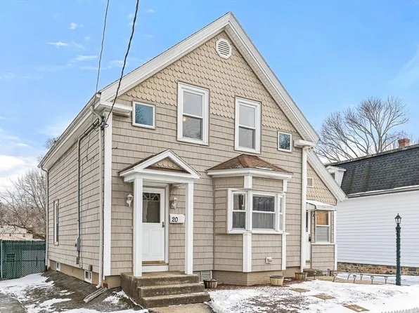 20 Pond St, Stoneham, MA 02180