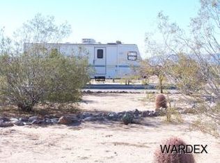 49060 Faybol St, Bouse, AZ 85325