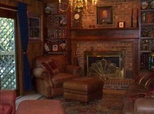 318 Londonberry Dr, Spartanburg, SC 29301