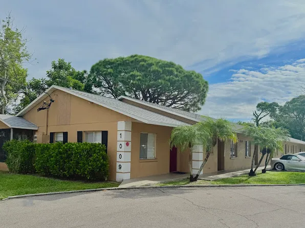Bayshore Oaks Apartments, 1009 63rd Ave W #D2e4f1438, Bradenton, FL 34207
