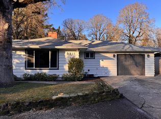 5711 SW Carman Dr, Lake Oswego, OR 97035