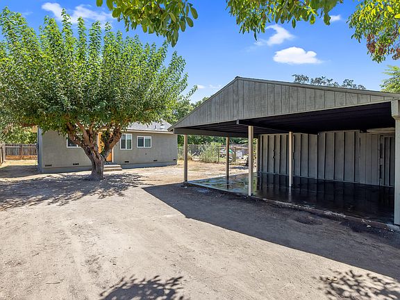 4th image of 302 S Rose Avenue