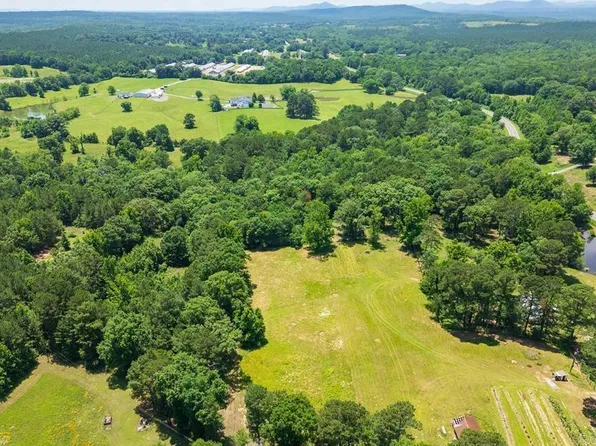 Airport Rd, Bonnerdale, AR 71933