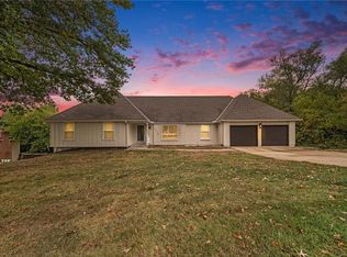 6964 Renner Rd, Shawnee, KS 66217