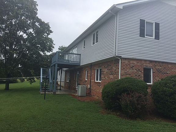4th image of 621 Shadowbrook Dr