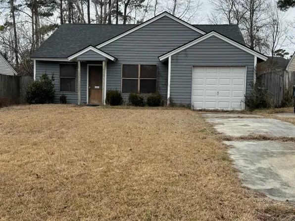 1270 Maryland Dr, Ladson, SC 29456