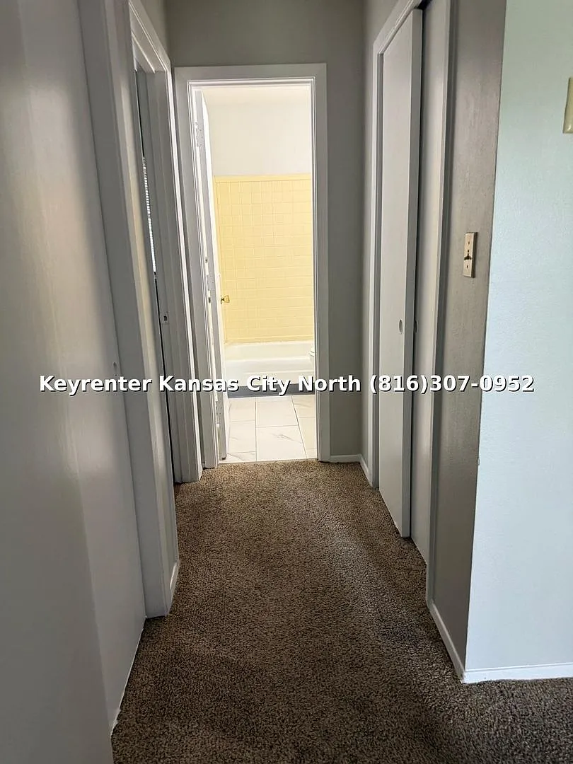 Ready now: 2-Bed, 2-Bath Home in Independence, MO! — Photo 3