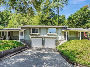 2050 Donald Dr, Moraga, CA 94556