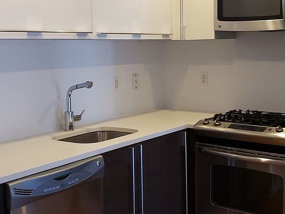 5th image of 35-40 30th St #2C